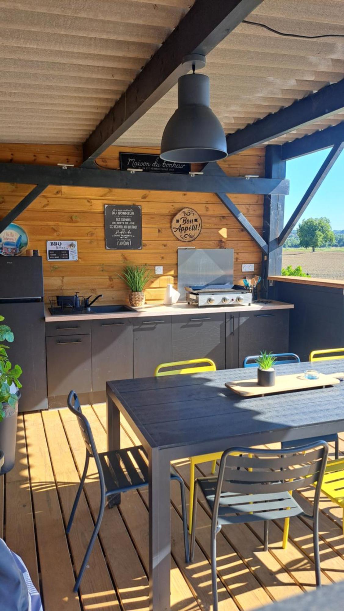 Le Domaine Vesque Villa Saint-Pierre-de-Clairac Eksteriør bilde