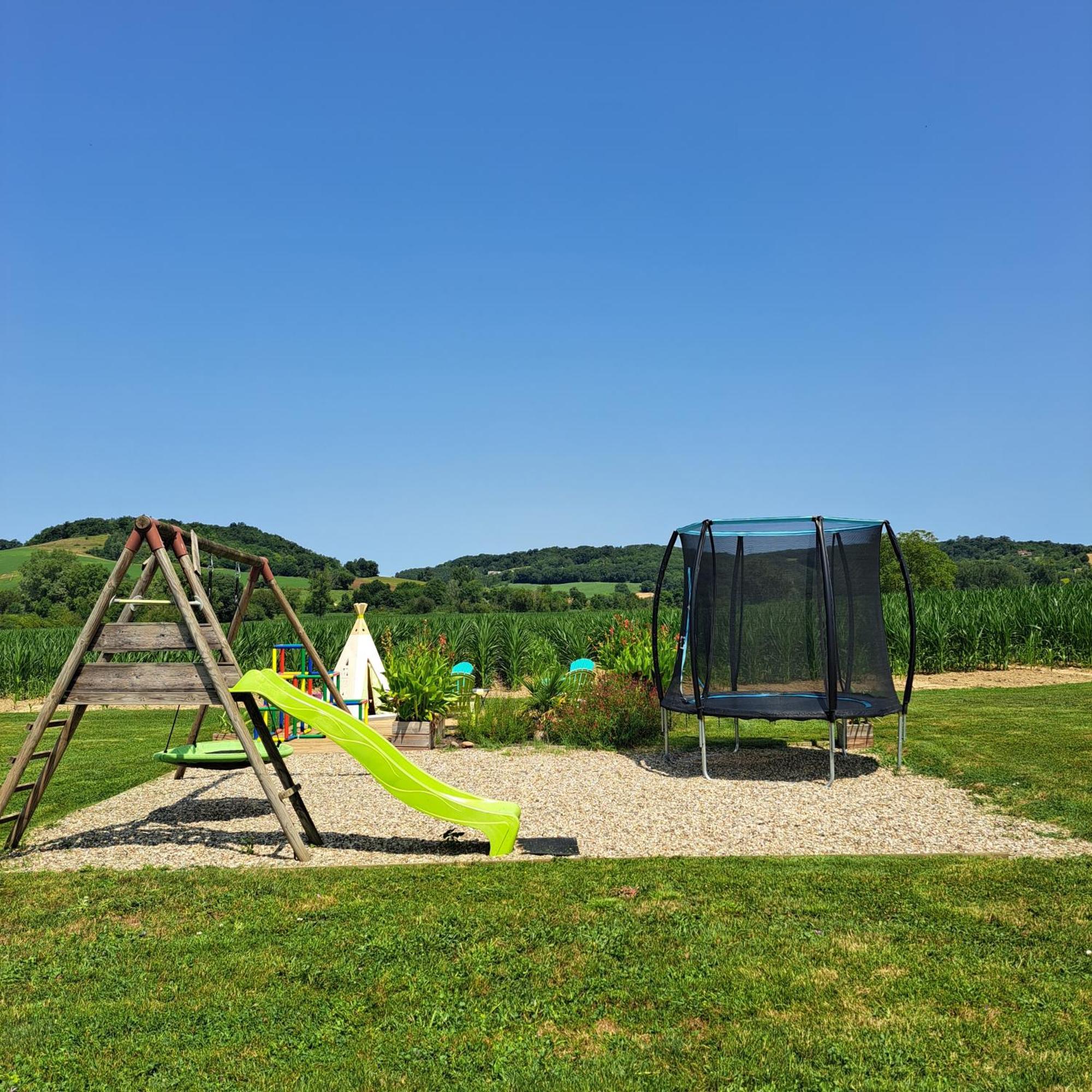 Le Domaine Vesque Villa Saint-Pierre-de-Clairac Eksteriør bilde